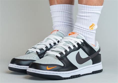 nike dunks low mini swoosh|nike dunk low panda pink.